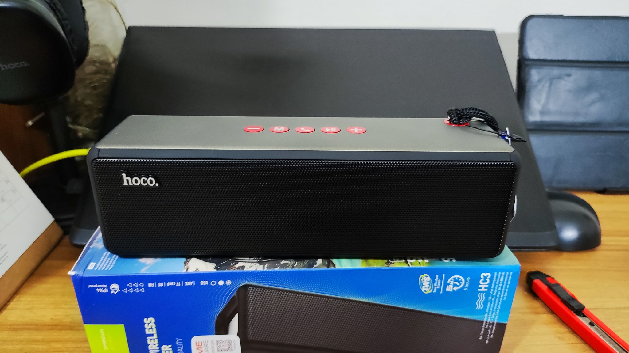 hoco hc3 bluetooth waterproof speaker hoco hc3 bluetooth waterproof speaker